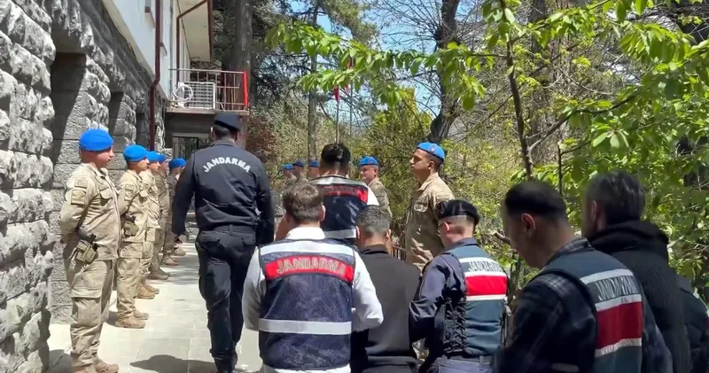 Son dakika: Bakanlık açıkladı! 34 il merkezli 4,8 milyar TL lik Nitelikli dolandırıcılık ve Yasa dışı bahis operasyonunda 293 kişi yakalandı
