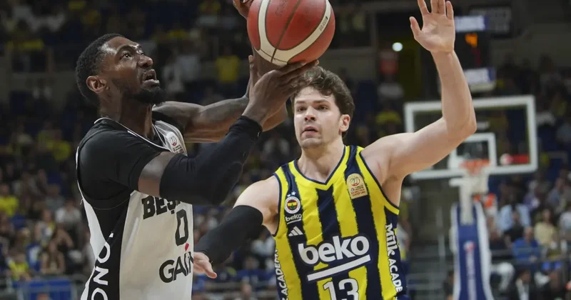Beşiktaş ı farklı deviren Fenerbahçe seriyi eşitledi