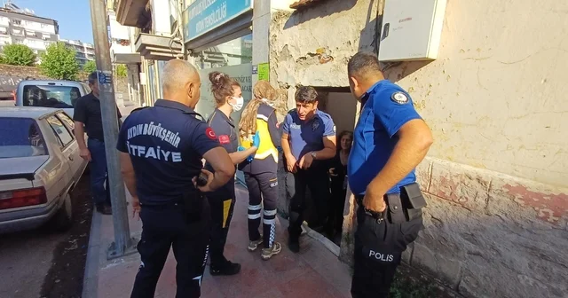 Yangını söndürmek isterken yaralandı Yoğun duman ihbarı ekipleri harekete geçirdi Aydın Haberleri