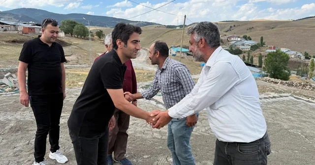Sarıkamış Kaymakamı Aslantatar kilitli parke taşı çalışmaları yerinde gördü Kars Haberleri