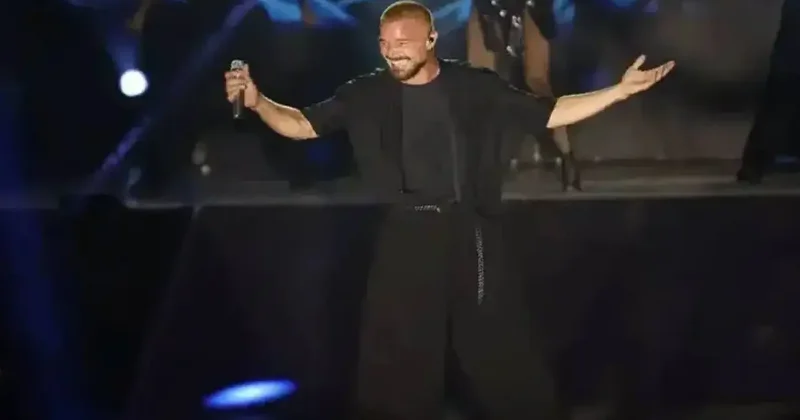 İstanbul a damga vuran konser: Ricky Martin den Türkiye ye övgü dolu sözler!