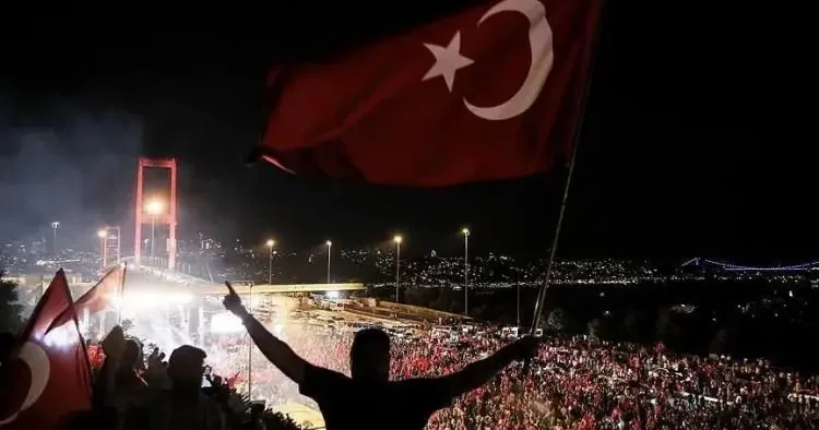 Spor camiasından 15 Temmuz paylaşımları!