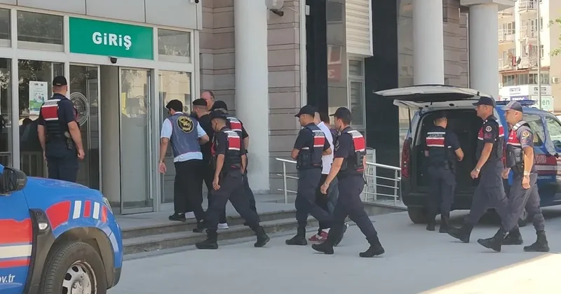 Kuşadası’nda suç makineleri yakalandı