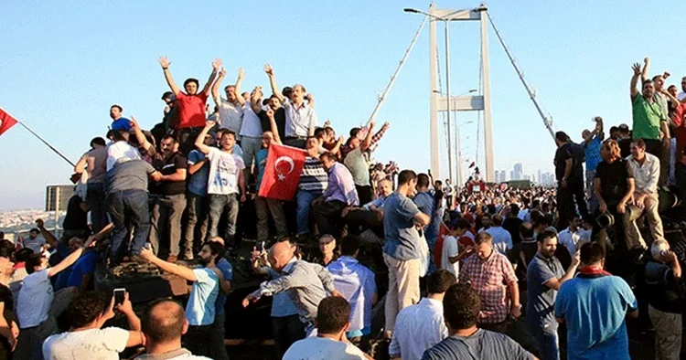 15 Temmuz un 10 uncu yılında siyasilerden ortak mesaj: Milli irade teslim alınamaz
