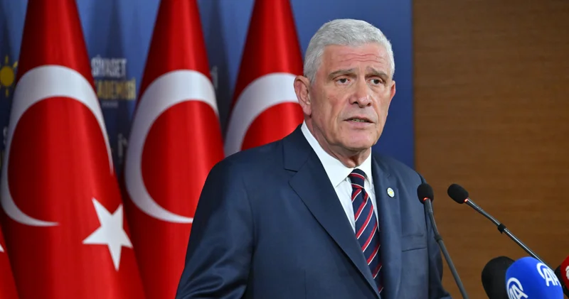 Son dakika: İYİ Parti Genel Başkanı Dervişoğlu: O gece devletine ve millet iradesine sahip çıkan bütün vatandaşlarımızı saygıyla selamlıyorum Son dakika haberleri