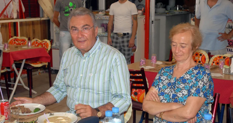 Son dakika: Eski CHP Genel Başkanı Deniz Baykal ın eşi Olcay Baykal, hayatını kaybetti Son dakika haberleri