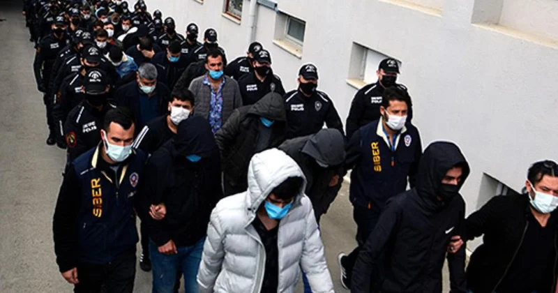Van merkezli 25 ilde yasa dışı bahis operasyonu: Milyarlarca liralık vurgun yapan 159 kişiye gözaltı