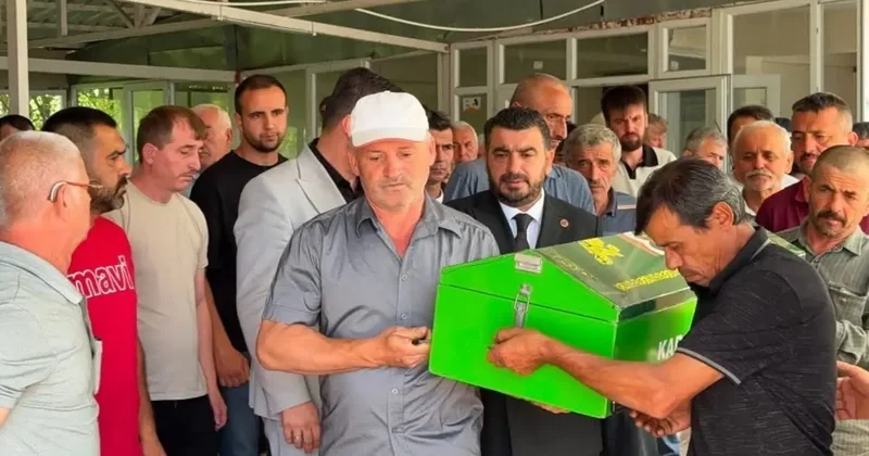 Yangında hayatını kaybeden 2 yaşındaki çocuk toprağa verildi