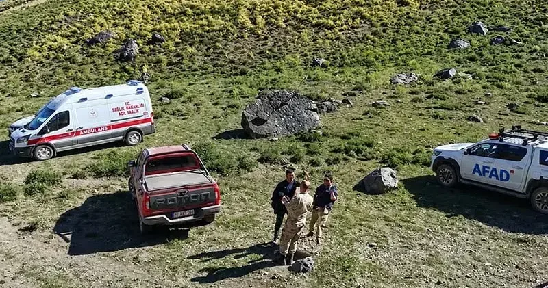 4 bin 135 rakımlı Cilo Sat Dağı nda kayıp dağcı için arama çalışması başlatıldı