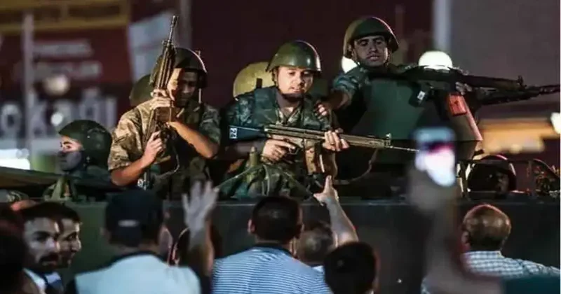 Unutulmayacak fotoğraflarla 15 Temmuz gecesi