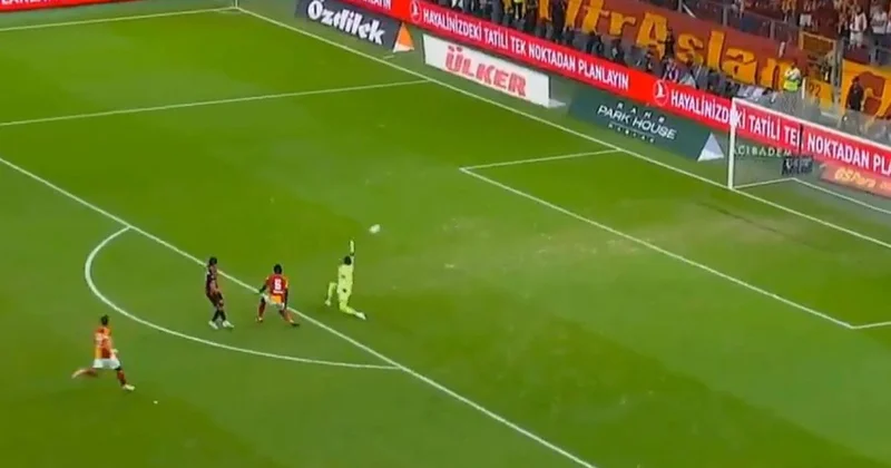 Galatasaray a Çorum FK şoku! 2 dakikada 2 gol gelince taraftarlar çıldırdı