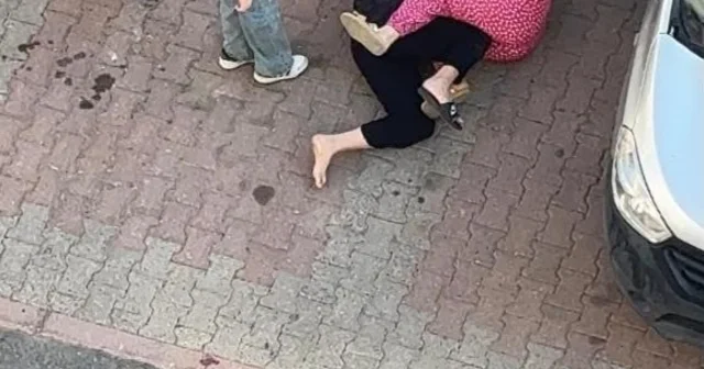 Kayseri de iki kadının saç başa kavgası kamerada Çocuklarının ağlayışlarına aldırış etmediler Kayseri Haberleri Habertürk Yerel Haberler