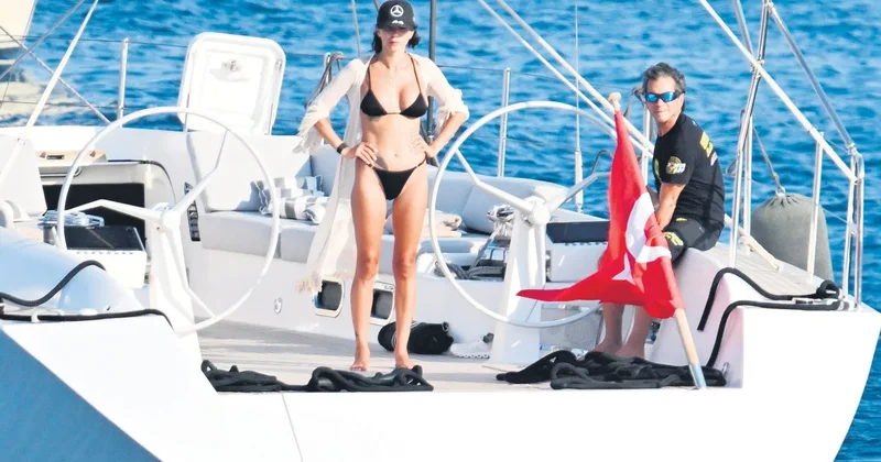BÜLENT CANKURT Sosyete Bodrum’a demir attı