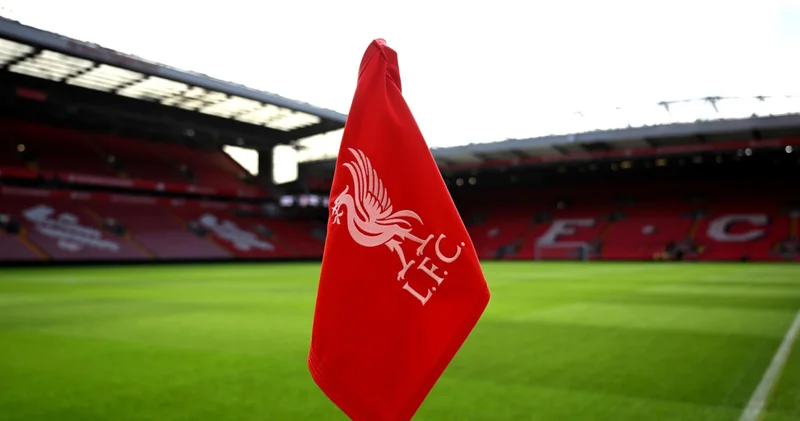 Jeff Bezos, Liverpool a ortak oldu