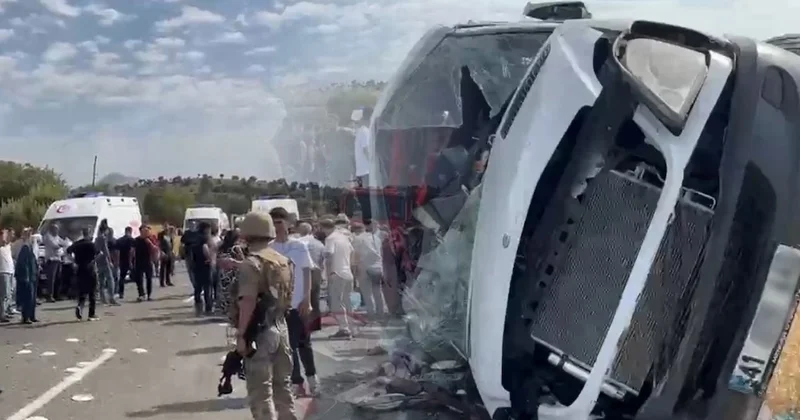 Nişan yolunda feci kaza: Can kaybı 7 ye yükseldi, 9 yaralı var Sözcü Gazetesi