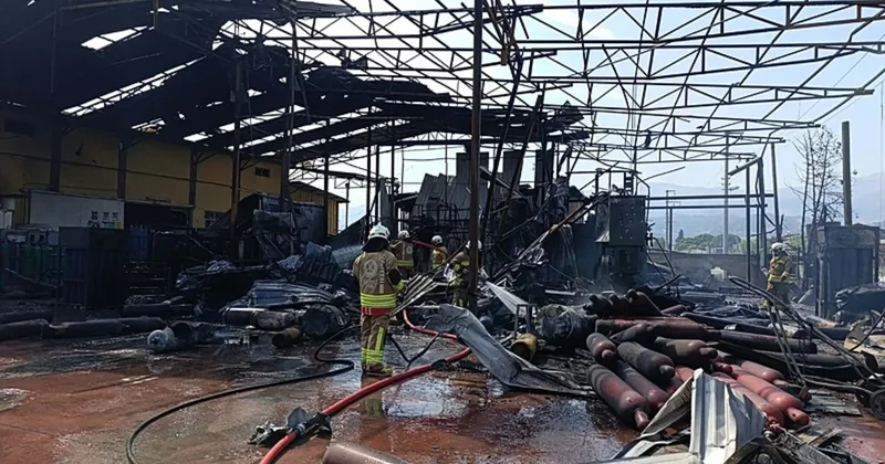 SON DAKİKA... Manisa Salihli deki gaz dolum tesisinde patlama! 2 işçi hayatını kaybetti
