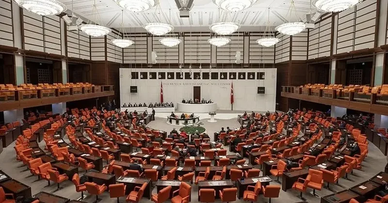 Meclis te dengeler yine değişti! 3 isim daha AK Parti ye katıldı, sayı 280 oldu