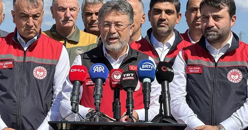 Bakan Yumaklı: Hasat sezonunu 140 milyon tonluk rekor üretimle kapatacağız