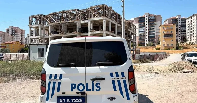 İnşaattan düşen işçi yaralandı