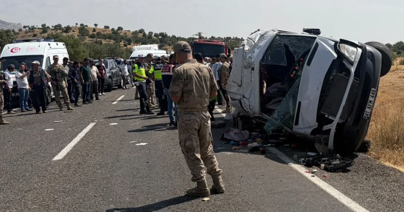 Diyarbakır’da feci kaza: 3 ölü, 11 yaralı Sözcü Gazetesi