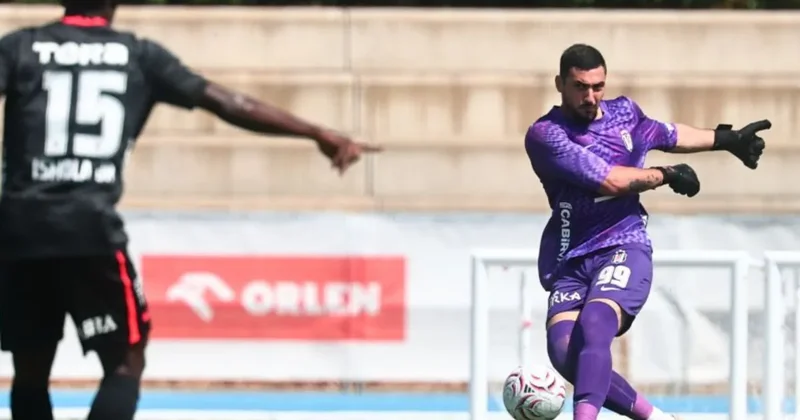 Emre Bilgin, Beşiktaş’tan ayrıldı! Eyüpspor a transfer oldu