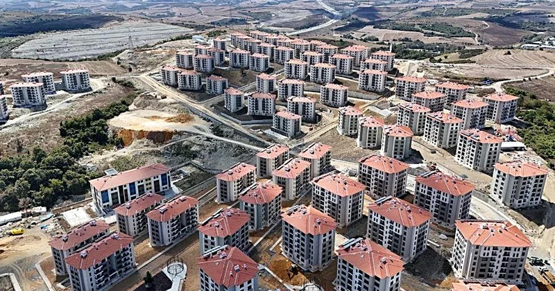 Havadan görüntülendi! İşte İstanbul da 12 bin liraya kiraya verilecek konutlar