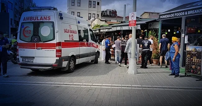 Fatih’te döviz bürosunda silahlı kavga: 2 kişi hayatını kaybetti, yaralılar var