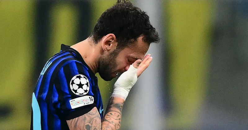 Hakan Çalhanoğlu ndan kötü haber! Milli maçları kaçıracak Sözcü Gazetesi