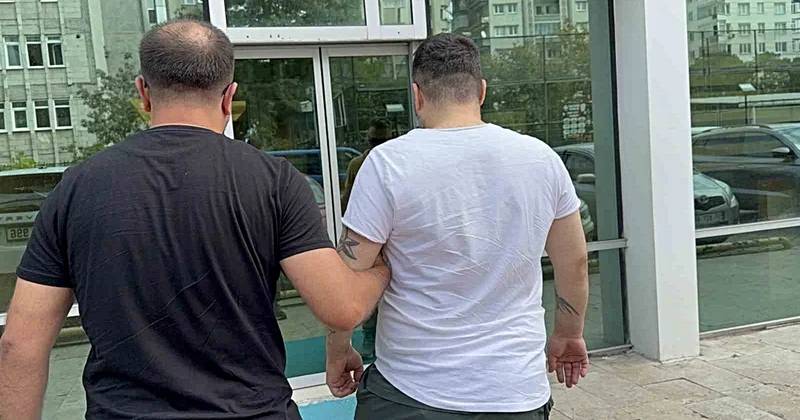 Samsun İlkadım da tanımadığı kadını bıçakla yaralayan şüpheli adliyeye sevk edildi