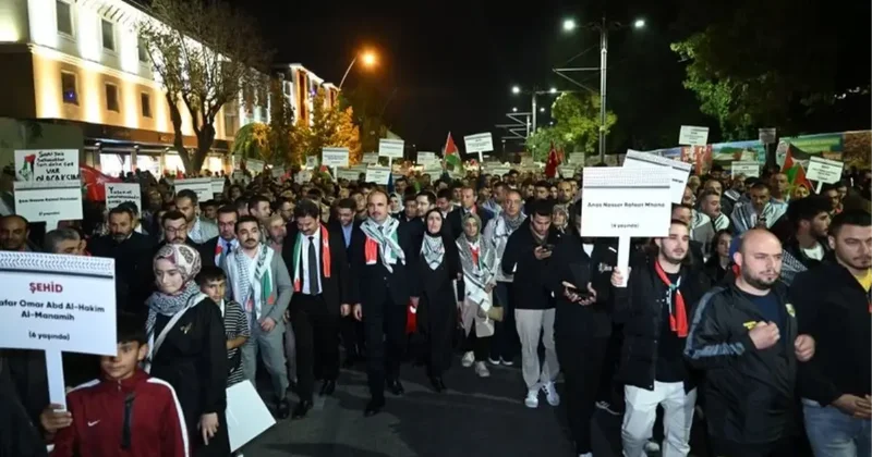Konya da 75 Bin Kişi Katil İsrail in Gazze Soykırımına Karşı Vicdanın Sesi Oldu