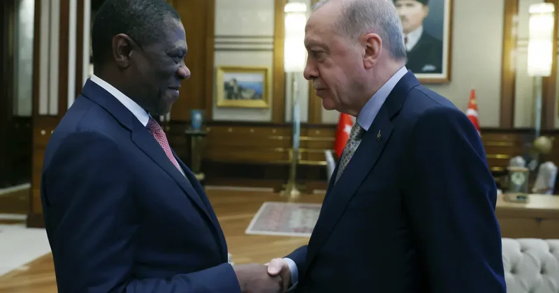 Cumhurbaşkanı Erdoğan, Paul Mashatile yi kabul etti!