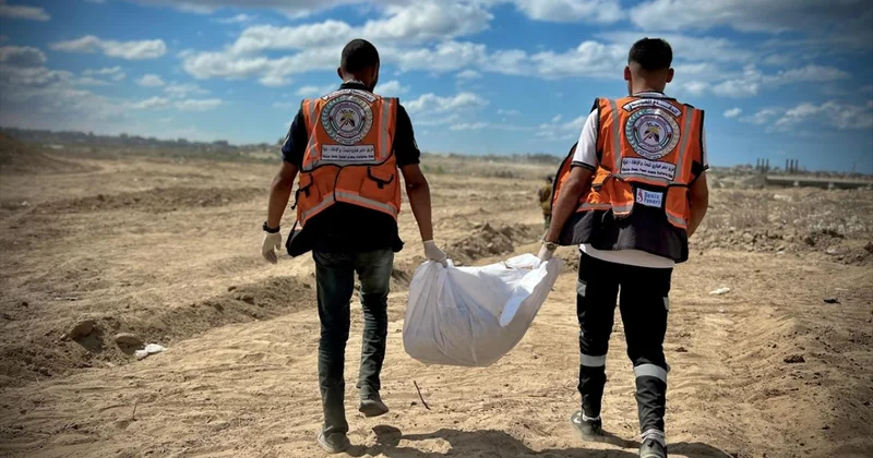 Katil İsrail e yüzlerce Filistinlinin naaşının serbest bırakılması için başvuru yapıldı