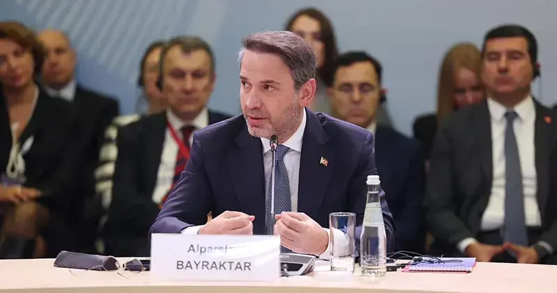 Bakan Bayraktar: Nükleer enerjiyi küresel bir köprü haline getirmeye kararlıyız