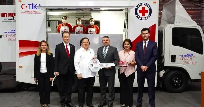 TİKA dan Filipinler e afet zamanlarında hizmet verecek mobil aşevi desteği