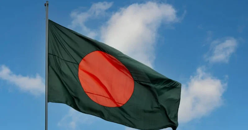 Bangladeş te yangın faciası: 16 kişi can verdi, ölü sayısı artabilir