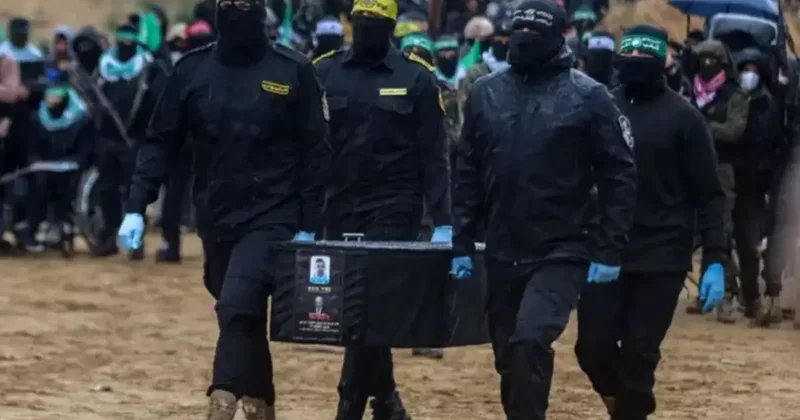 Hamas, Trump ın açıklamalarından sonra İsrailli esirlerin cenazelerini teslim etmeye başladı