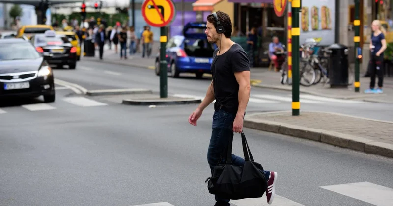 Trafikte gizli tehlike: Kulaklıklar ölüme davetiye çıkarıyor