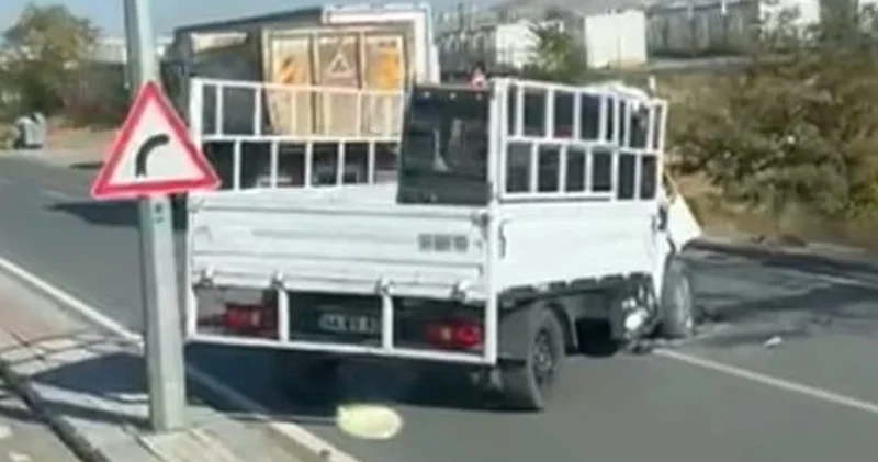 Malatya da hafriyat kamyonu ile kamyonet çarpıştı! Ölü var