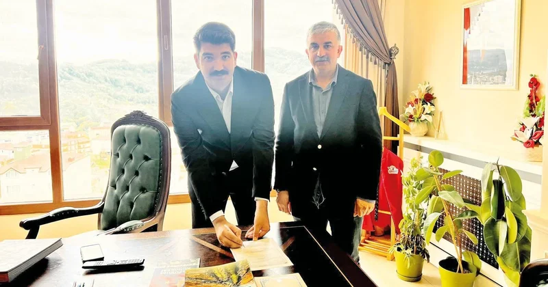 Kaymakam belediyeye transfer oldu