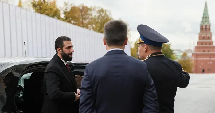 Esad ın Rusya daki hayatı gündemde... Şara Moskova ya gitti: Putin den isteyecek!