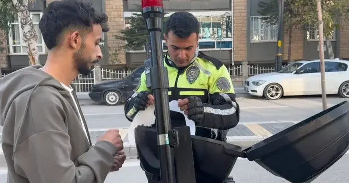 Plakasız, kasksız ve ehliyetsiz sürücüye 35 bin 239 lira ceza