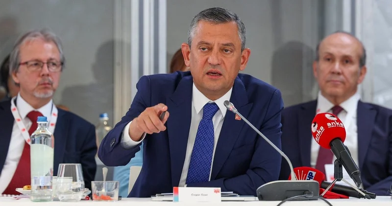 Avurpalı Sosyalistler davet etti! Özel Hollanda ya gidiyor