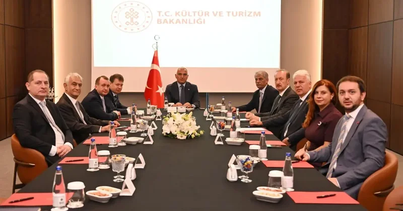 Bakan Ersoy dan Türkiye Rusya hava köprüsünü güçlendirme hamlesi