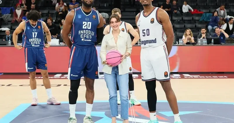 Pembe Top’u Cemre attı