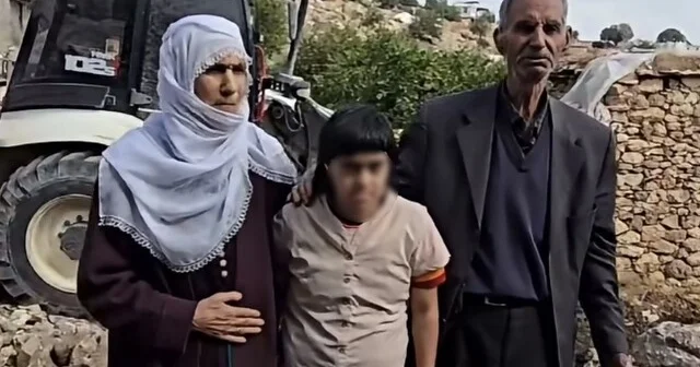 Sosyal medyadan yaptığı çağrı ile depremde evleri hasar gören vatandaşların evlerini yaptırmaya başladı Diyarbakır Haberleri Habertürk Yerel Haberler