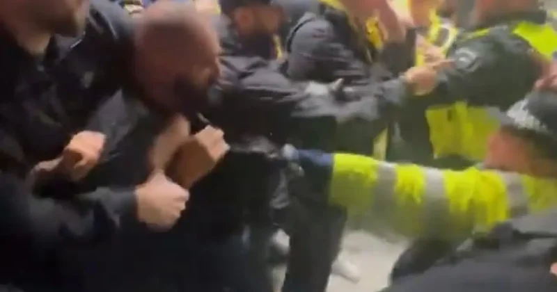 İngiliz polisinden Fenerbahçelilere orantısız güç! 1 taraftarın burnu kırıldı