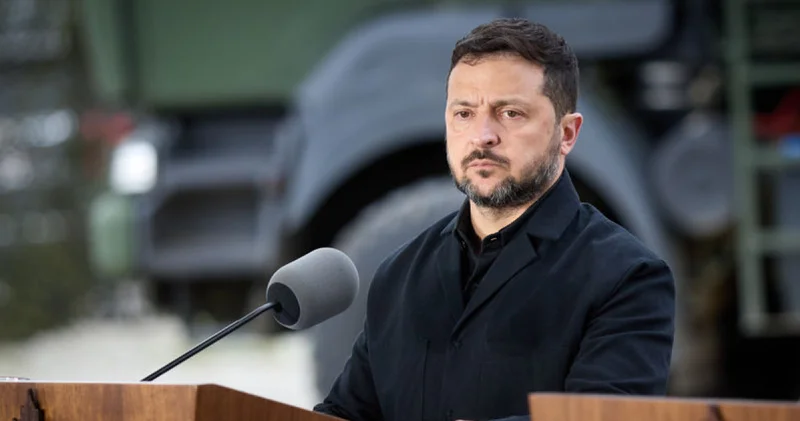 Zelenskiy, Rus petrol rafinerilerine yönelik saldırıları yeniden başlatacaklarını duyurdu Dış Haberler