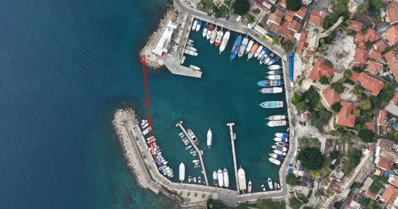 Antalya Limanı nın 554 yıl önce savaş ganimeti olarak alınan zinciri Vatikan da