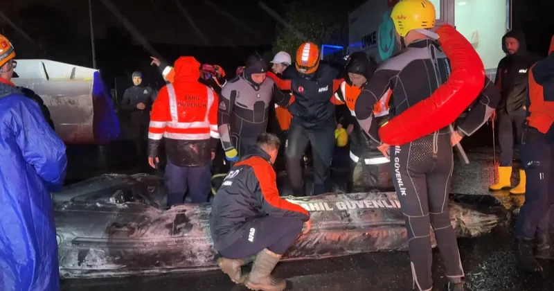 Sarıyer Ayazağa’da iş yerlerinde mahsur kalanlar tek tek kurtarıldı