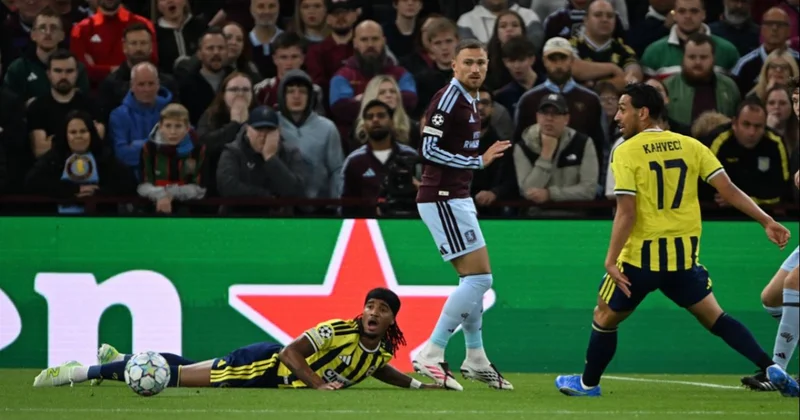Fenerbahçe İngiltere de farklı mağlup oldu